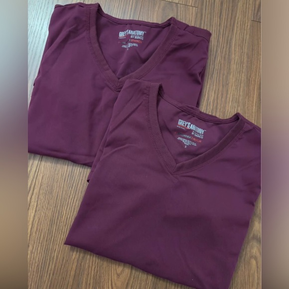 Women's Grey’s Anatomy Scrub Top (2 count) - Picture 1 of 4
